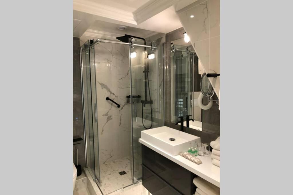 Appartement Rousselet Quartier Bon Marche Paris Viieme المظهر الخارجي الصورة